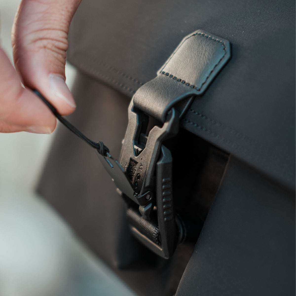 Herman HL1 Sling Bag — product detail