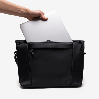 Urban UL3 Messenger Bag