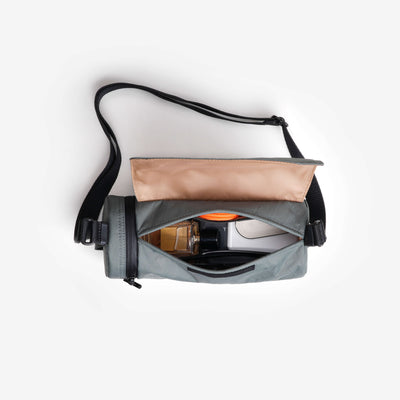 Nayo Smart Urban UL5 Cylinder Sling Bag Graphite, open bag interior storage layout view