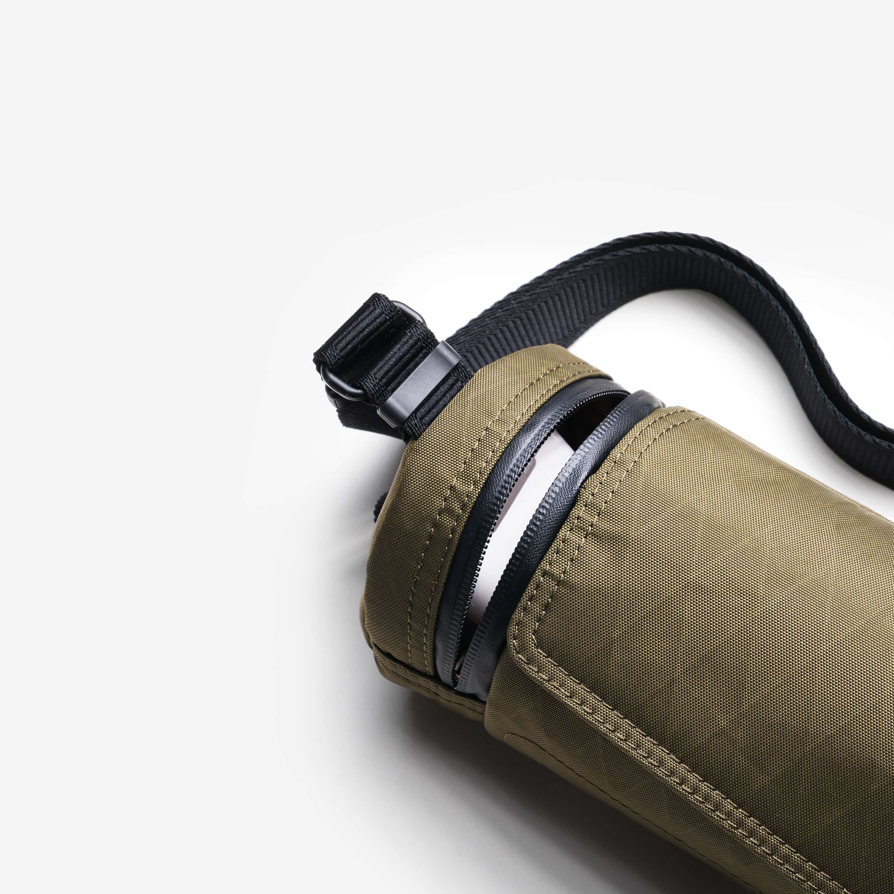 Urban UL5 Cylinder Sling Bag
