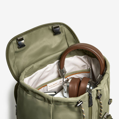 nayo smart urban u7 backpack olive green inside view