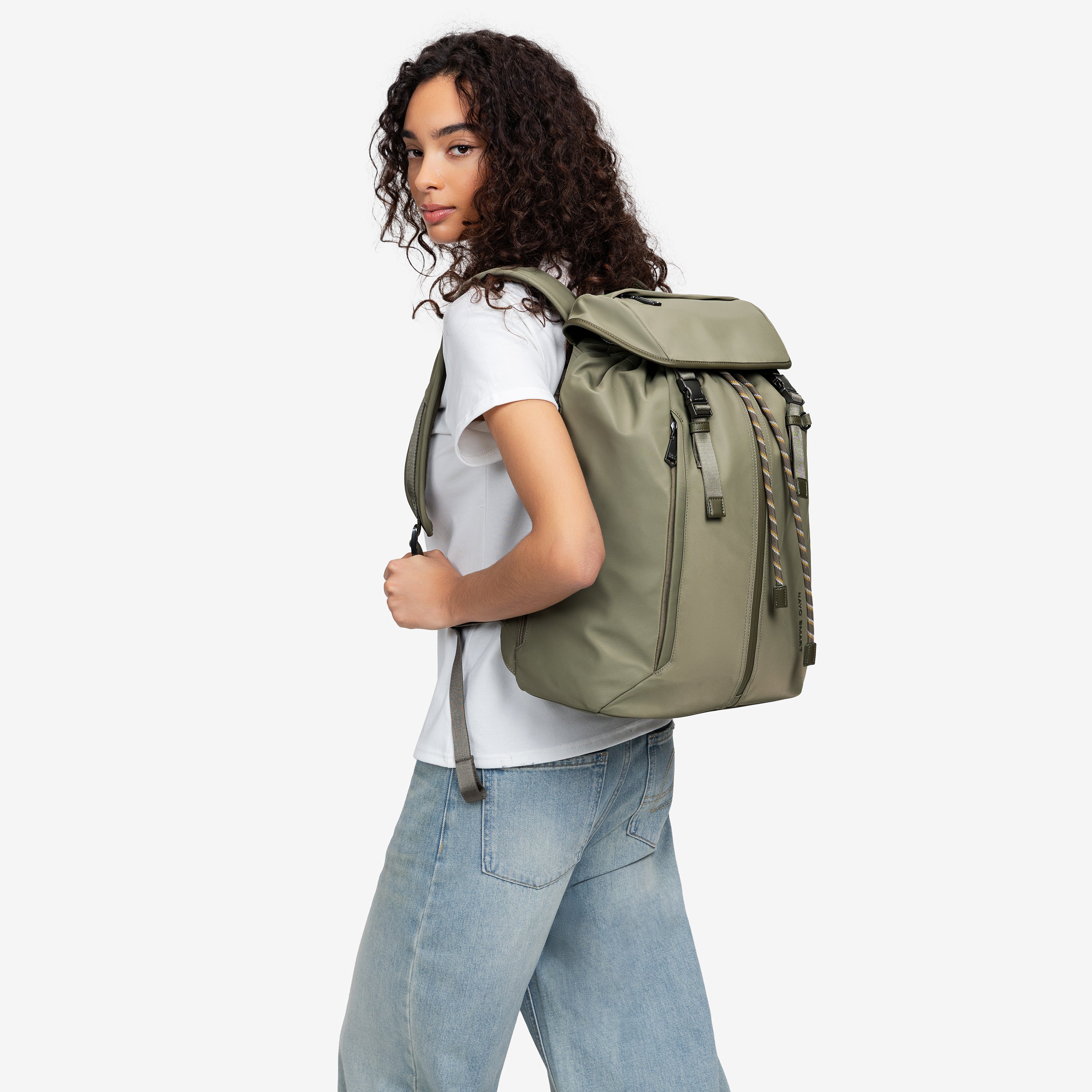 nayo smart urban u7 backpack olive green model carry women
