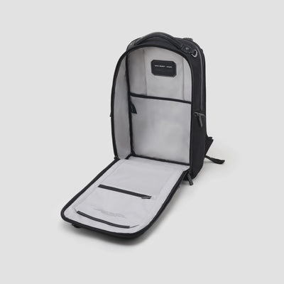 Nayo Smart Almighty A1 business travel backpack GIF showing full large‑opening main compartment interior layout